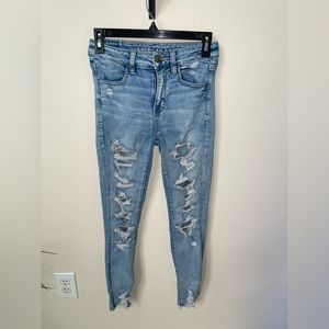 American Eagle Hi Rise Distressed Jegging